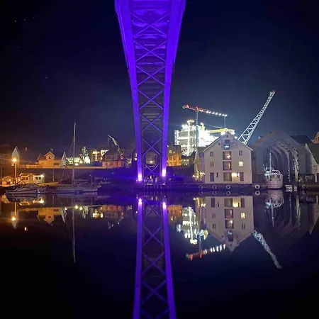 Διαμέρισμα Cozy Flat In *